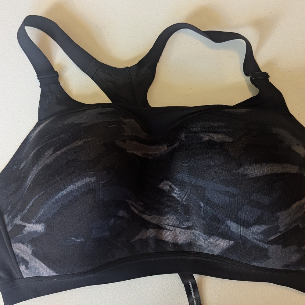 Victoria Secrets Sports Bra